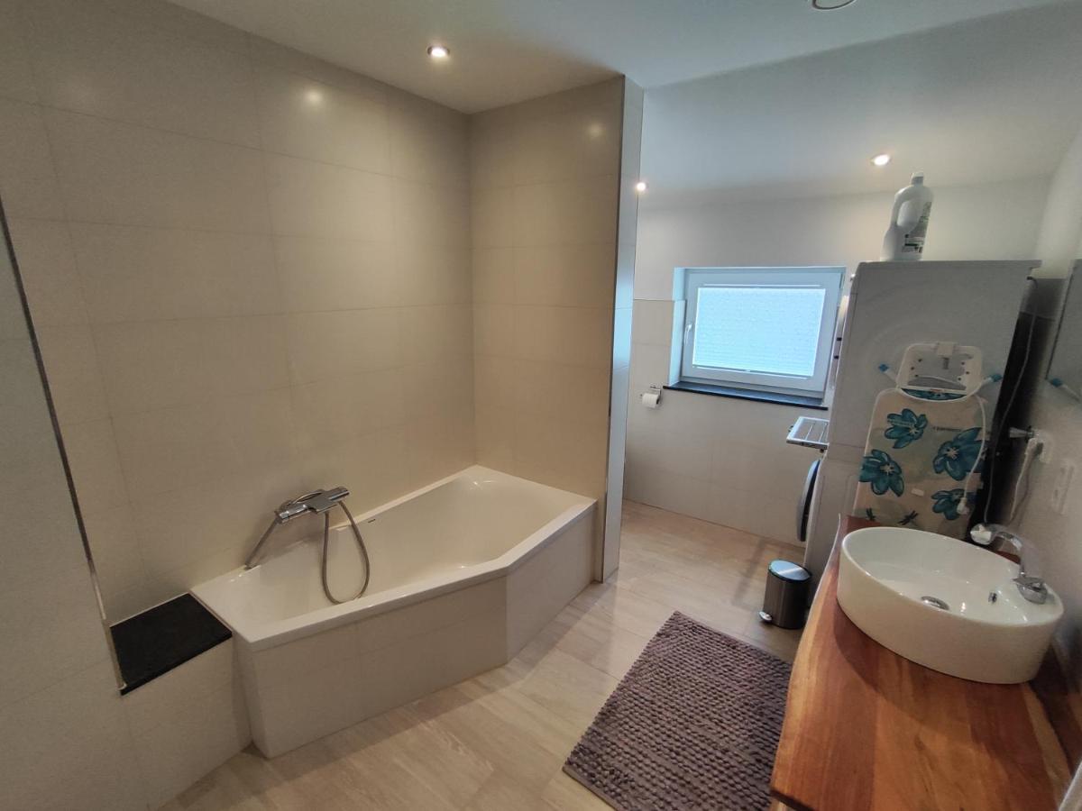 Komfortzone - Stilvolle Gaestewohnung In Marburg Екстериор снимка